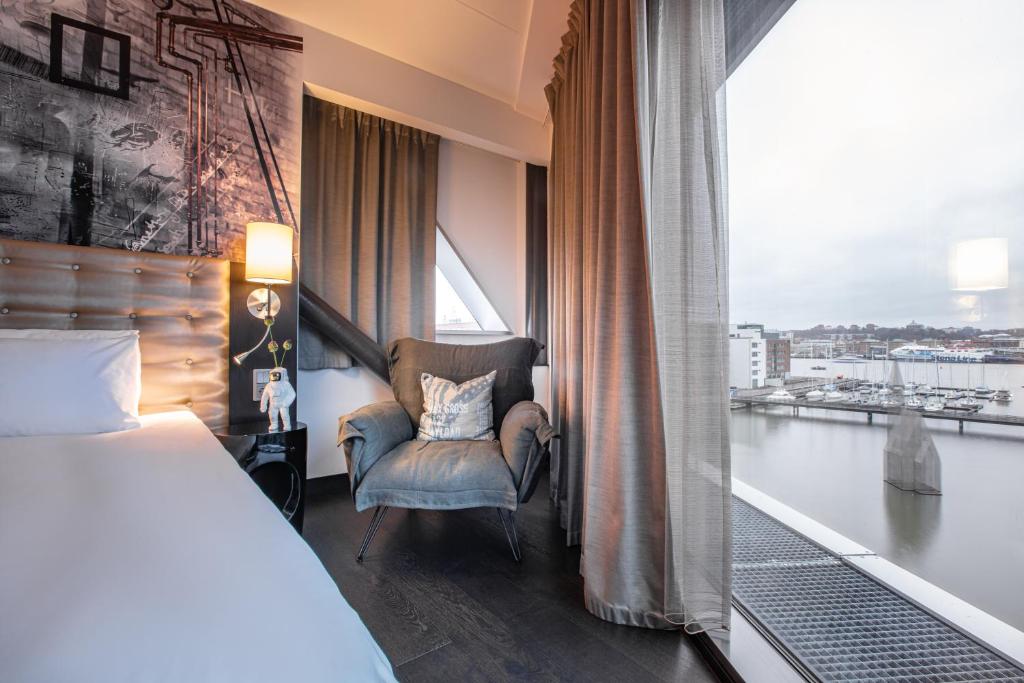 Radisson Blu Riverside Hotel
